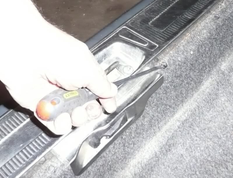 HOW TO Replace rear bumper W124 Estate Bodywork UK